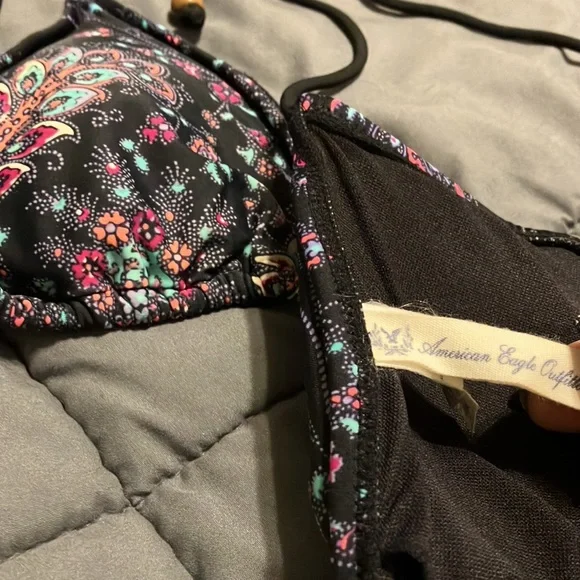 AE Bikini - Picture 3 of 5